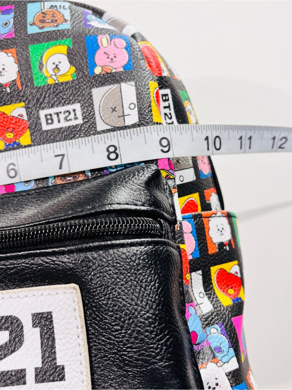 BT21 Mini Backpack Character - Picture 6 of 7